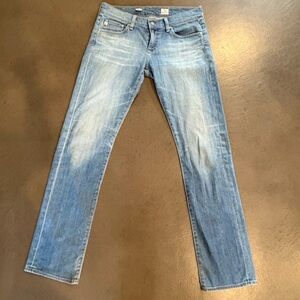 AG ED Tomboy Relaxed Straight, low rise. Size 28, inseam 24